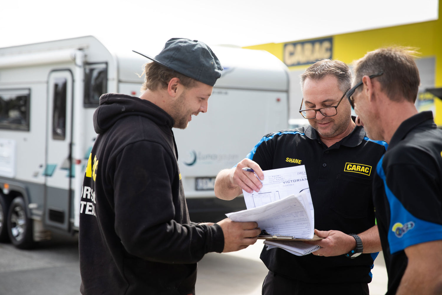 For your safety and the longevity of your trailer we recommend servicing intervals of 10,000kms or 12 monthly.