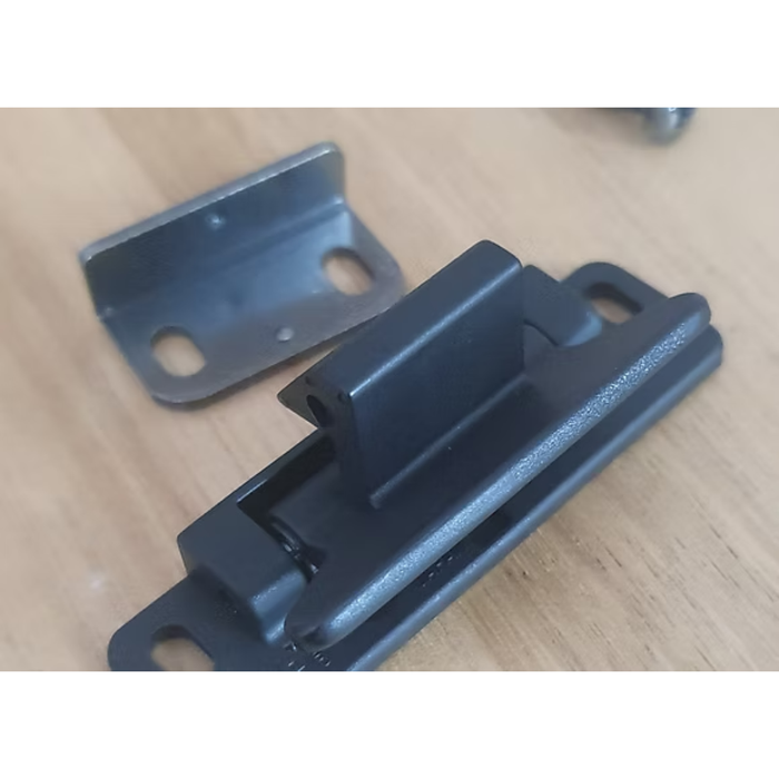 Van Overhead Locking Lever Latch - Black