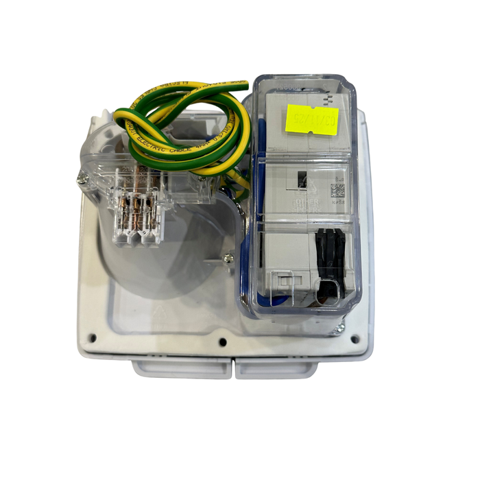 CMS 15AMP White Single 15A Autoswitch Inlet with RCD Switch -IP44. JILCBBK-A