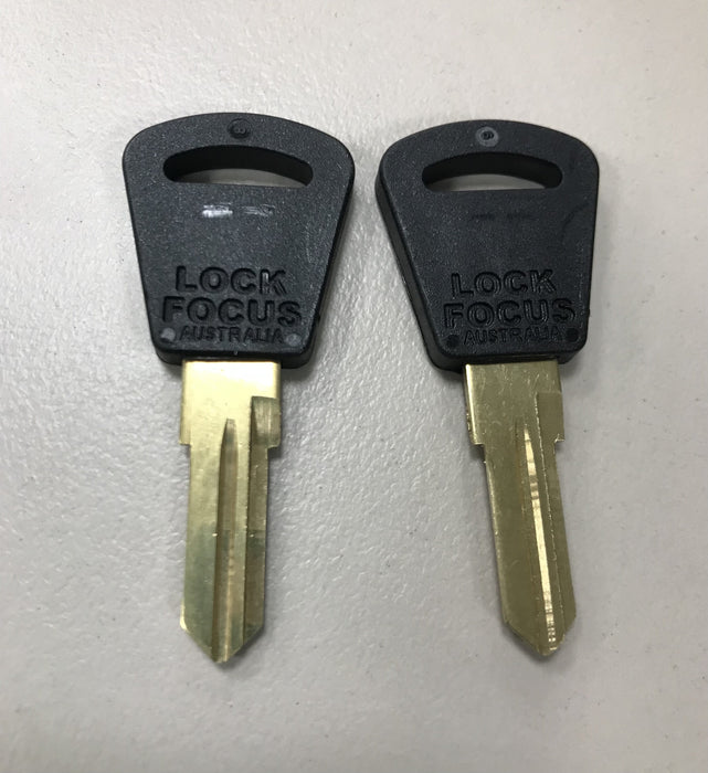 Blank Camec Entry Door Keys Suit 3 Point Lock Barrel - Pair